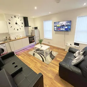 Ak Serviced - Exclusive Two-bedroom , Cardiff United Kingdom