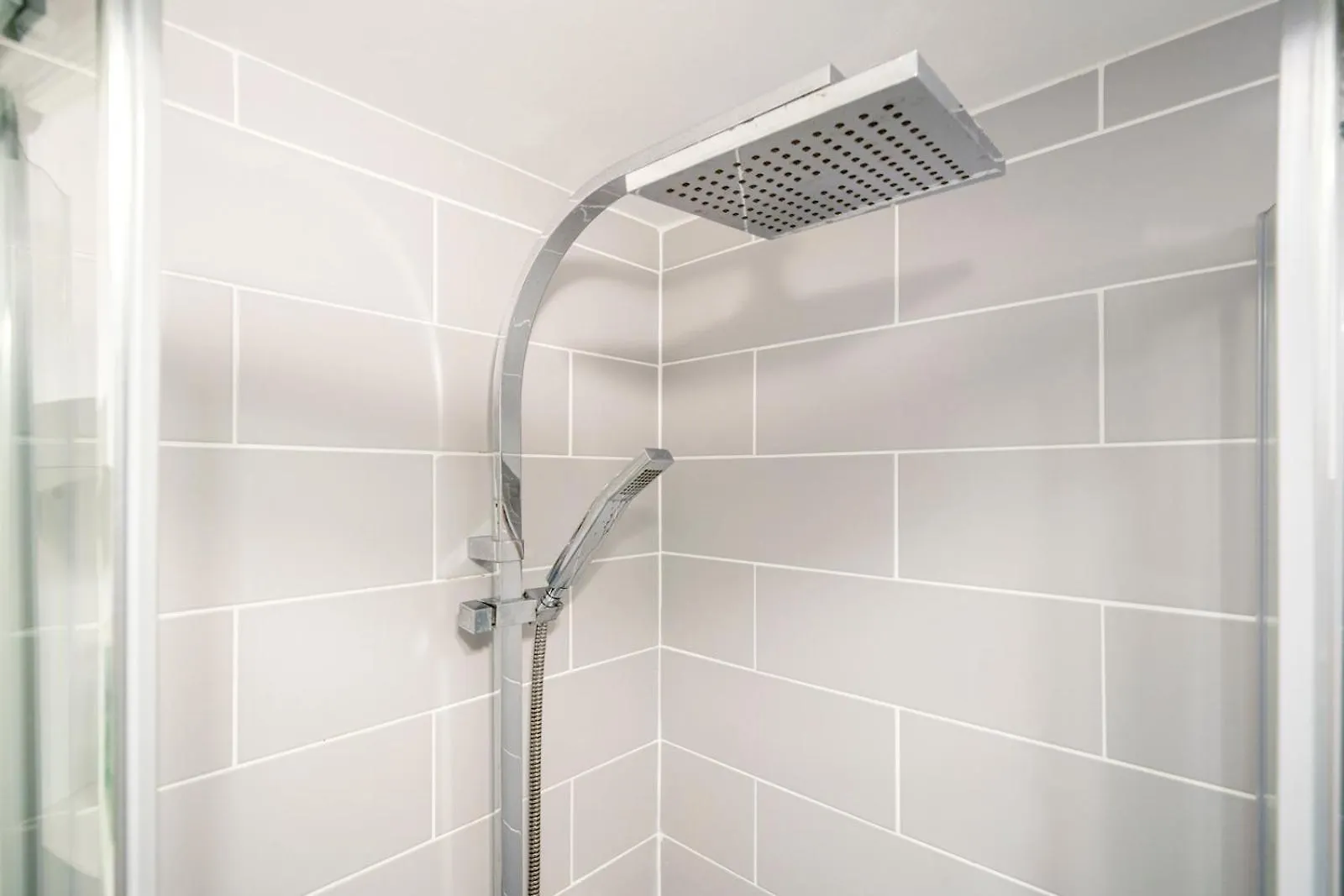 Stylish City Centre 2 Bedroom Apartment With Belfast Cityscape View United Kingdom